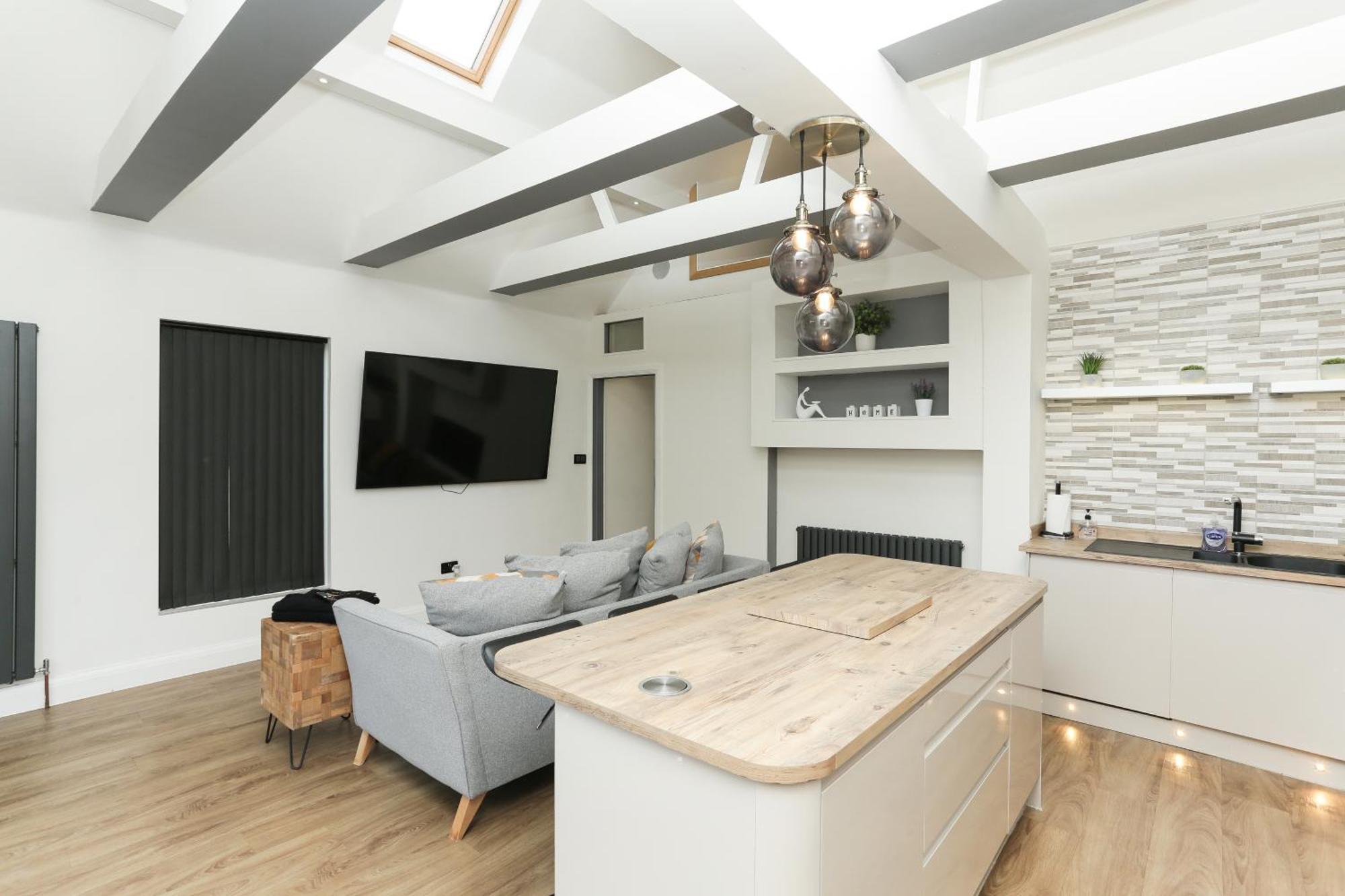 The Broadway Beach House With Hot Tub Herne Bay Extérieur photo