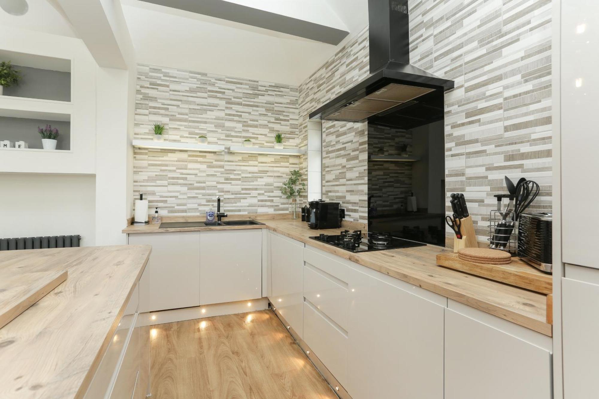 The Broadway Beach House With Hot Tub Herne Bay Extérieur photo