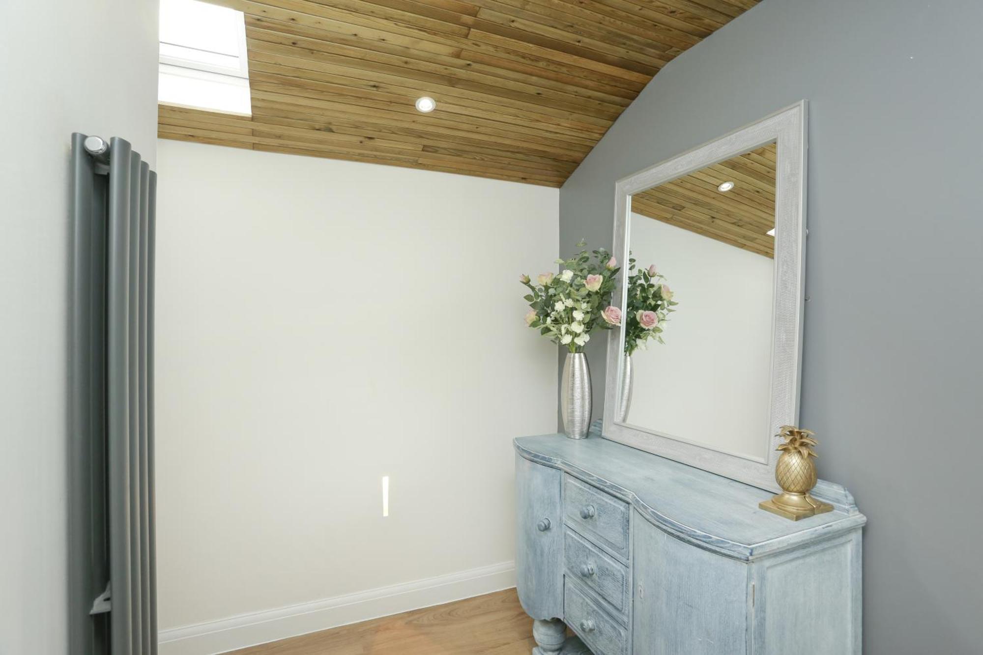 The Broadway Beach House With Hot Tub Herne Bay Extérieur photo